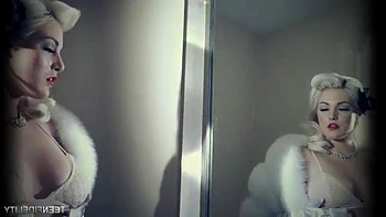 Jenna Ivory - Pinup Doll: Big Tits, Teen  Big Ass Porn