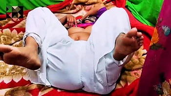 Indian Girl Huge Tits Doggy Style Hindi Audio Creampie Homemade