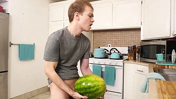 Morena gata: Blowjob, Doggy  Cowgirl Porn