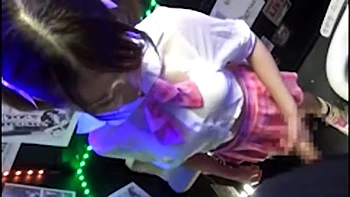 00481,Beautiful woman's lewd appearance