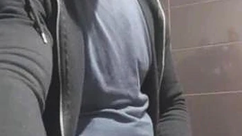 Ajx he masturbates in the bathroom and calls his wife: Handjob, Fansly  Cumshot Porn