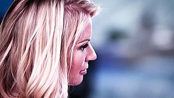 Sophia Burns - Sacrificing Herself To Save Political Idol (4k) - Reality Anal Hardcore