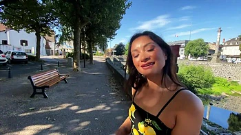 Lara delights in a threesome bursting with lust! - Jacquie et Michel TV