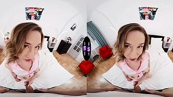 Blonde teen Alice Klay rides a big cock in stunning vr porn