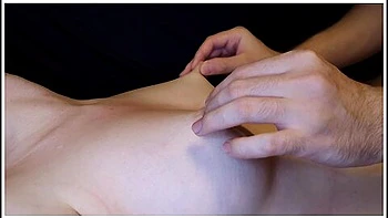 Japansk Brystmassage. Slikke Brystvorter Og Onani // Hojt Stonnende