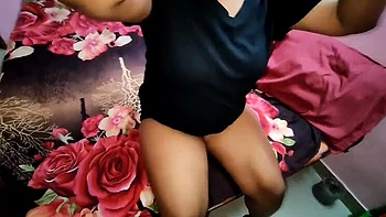 Indian stepsister Shraddha Pandey fucks stepbrother to keep secret - big tits, thick thighs, desi sex