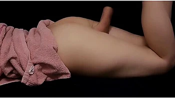 Asian At The Massage Session Getting A Finger In The Pussy