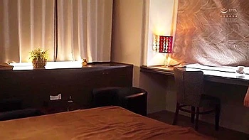 A Married Woman Who Is Addicted To A Women-only Erotic Natsume Saiharu - [uncensored]