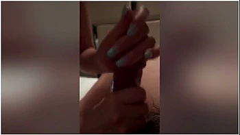 愛情たっふりのローション手コキてしっくりイカせてもらいました