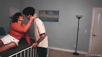 Kell Fire - Squirts Solo Then Sucks Hayden Wilds Big Dick