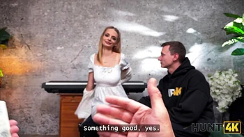 HUNT4K. Blonde hottie used her big natural boobs to get back on her BF