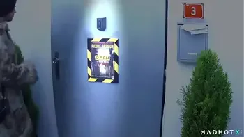 MADGLORYHOLES - Famous Glory Hole Club