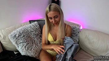 A beautiful solo performance by a busty blonde named Rosalinda