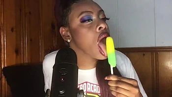 She suck it good: Chaturbate, Solo  Deep Throat Porn