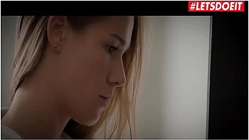 - Alexis Crystal Gorgeous Czech Teen 18+ Passionate Fetish Fuck