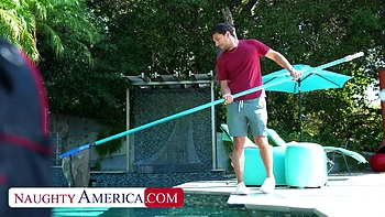 Sexy Milf Alexis Malone fucks a stranger so good