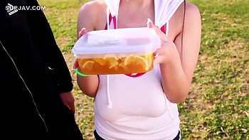 Jogging Mrs. 3 Hitomi - Hitomi ( )