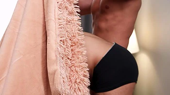 Two To Fuck - Kiara Gold