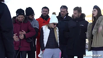 Lia, a very enterprising naughty girl... - Jacquie et Michel TV