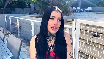 Lylou was only waiting to meet Tiny ... - Jacquie et Michel TV