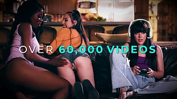 GIRLSWAY - Straight Besties Adria Rae  Emma Hix Turn Scrapbooking Into Passionate Scissoring: Porn