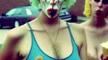 2 friends shares a big dick: Blowjob, Missonary  Licking Porn