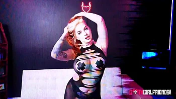 Busty Goth Cubbi Thompson Showcasing Her Incredible Sex Skills by GothGirlfriends: Porn