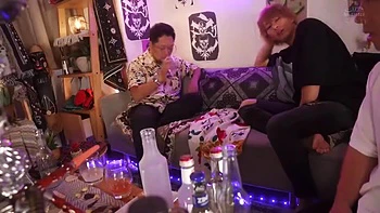 008-1-wguuhy-ouhsgy-poo-art