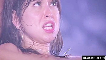 Riley Reid Gets Dpd By Two Bulls