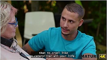 Blonde With Huge Ass Doesnt Mind To Cheat On Her Husband With 2 Strangers In Public