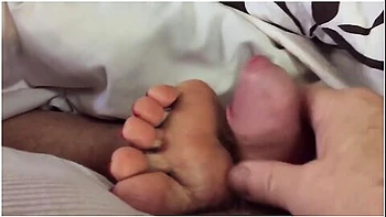 Stepaunt Annette Wakes Up & Jacks Me Off On Her Feet