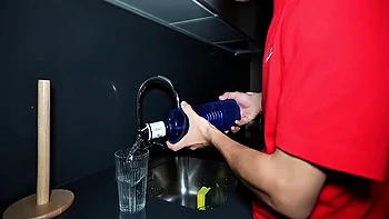 Kourtney Love And Jordi El Nino Polla - Mi Madrastra Esta De Regreso En Casa Y Le Doy Una Gran Follada De Bienvenida