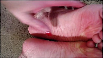 737 Dawnskye Presents Stealing A Relatives Man And Kicking Her Out. Footjob And Sweaty Socks