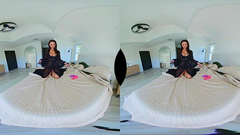 Jerkoff with a Big ass Big Tits Latina Milf