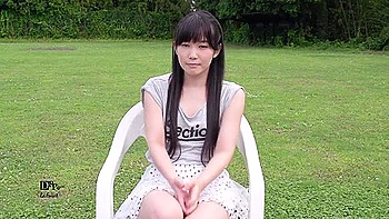 Cute Japanese Babe Gets Toyed Outdoors - Yui Kasugano