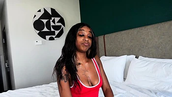 SCORPIOO  is a 21 yo that like herself some BBC