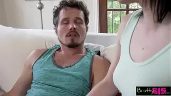 Bratty - Step ters BFF I can't explain right now, you need to get your dick out!!! S20:E2