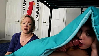 SisLovesMe - Dee Williams And Penelope Snaps