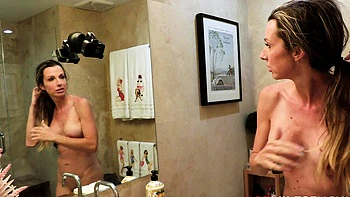 HotMILFsFuck-Duck Hunt and Pet Rocks