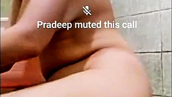 Sexy indian girl bathing nude on webcam