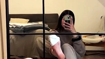 Black Amateur Explore Hot Foot Fetish