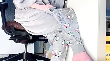 SnowPrincess aka snowpriness OnlyFans - This flipflop is so