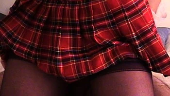 Hot amateur webcam teen masturbates for their fans