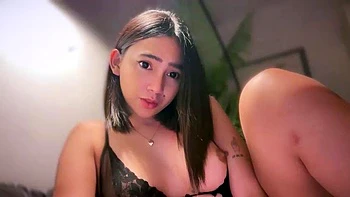 Sexy asian teen ariel spinner masturbates out in the open by