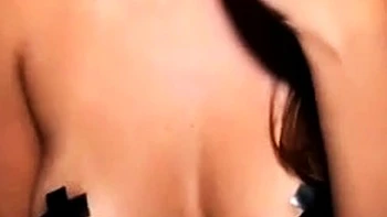 Annalisa is an amateur teen babe fucking the toy