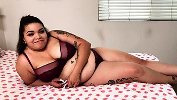 Naughty Fat hairycunt gets pussylicked