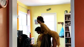 Amateur brunette ariana marie solo toying