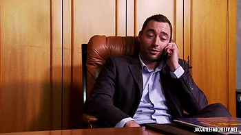 Valentina, 28, manager of a hair salon! - Jacquie et Michel TV