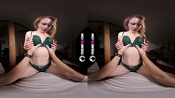 Zuzanna Erotic VR Connection Inside The Loft