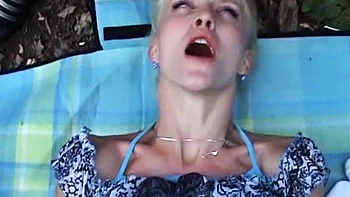 Amateur cream pie on a picnic